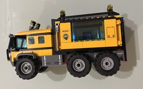 LEGO City 60160 Jungle Mobile Lab Plus 60157 Jungle Starter Kit Both Complete 
