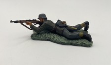 Britains 2001 WWII Toy Soldier British Rifleman Laying Down Prone Position