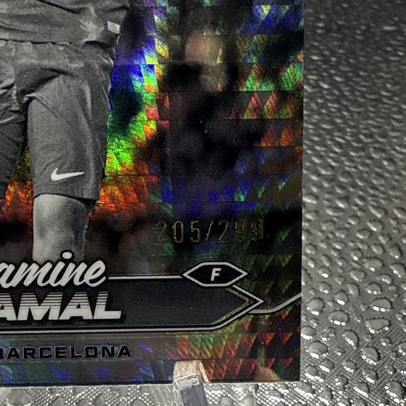 2023-24 Topps Stadium Club Chrome Lamine Yamal RC Negative Prism /299 Rookie view 8