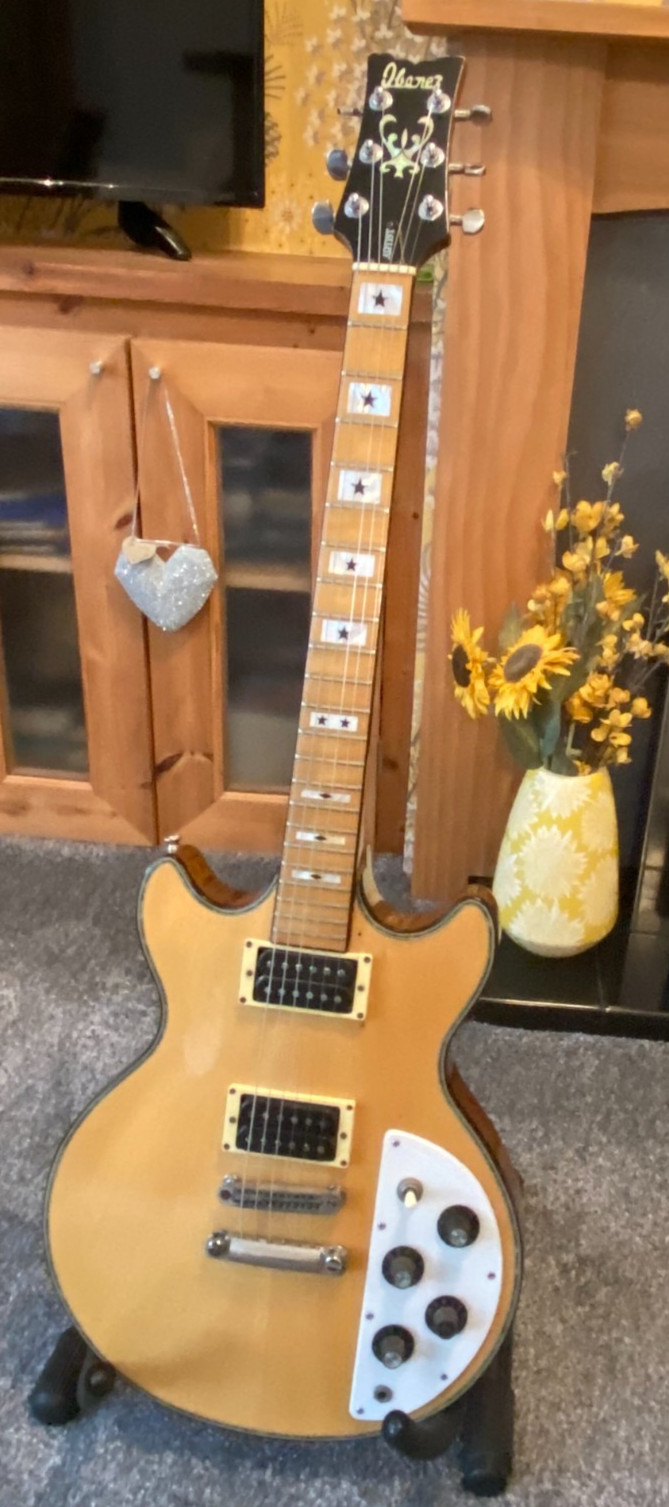 Ibanez Artist 2613 classic model 1970s matsumoku built. Super 70s pickups