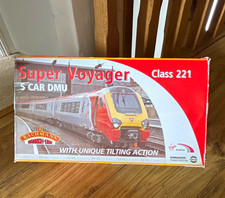 Bachmann OO Class 221 Super Voyager Virgin Trains 5 Car 32-626 ‘Louis Bleriot’