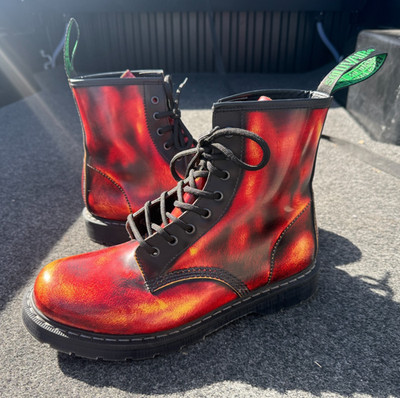 MENS SOLOVAIR FLAME RUB-OFF 8 EYE DERBY BOOTS ENGLAND HANDMADE SIZE 9