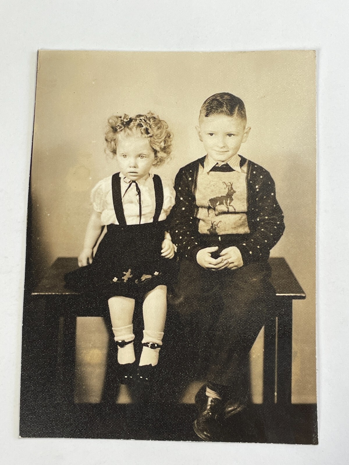 S4 1930-40's Girl Boy Nice Image Kids Portrait Siblings