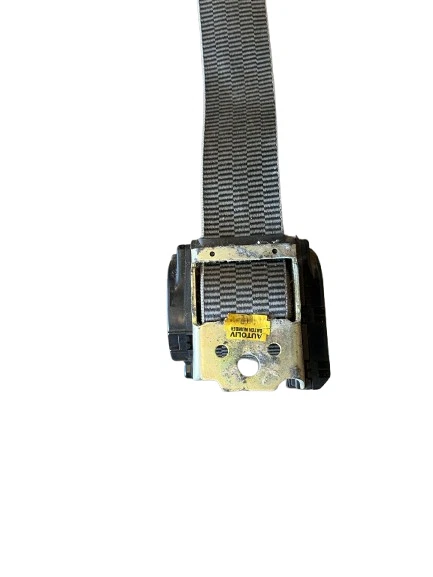 Land Rover Discovery 1 96-99  OEM Left Front Driver Side Seat Belt Male - Image 4 of 4