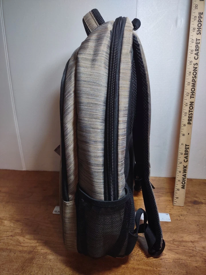 Рюкзак для ноутбука/планшета Mobile Edge SmartPack 15,6 дюйма MEBPSP8 - Изображение 3 из 4