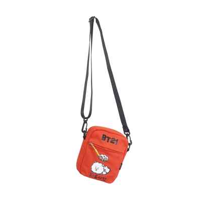 BT21　バッグ　2色あり（R107）（ブルー） BT21 MANG Free Time Mini Crossbody – LINE FRIENDS_US