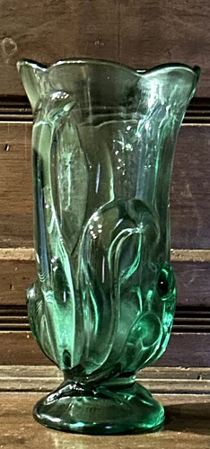 Vintage Fenton Art Glass Sea Mist Green Stylized Vase #9758 Sea Waves 8.5" Tall
