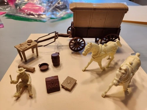Vintage Marx Fort Apache Wagon, Accessories, Cream Driver, Horse Team