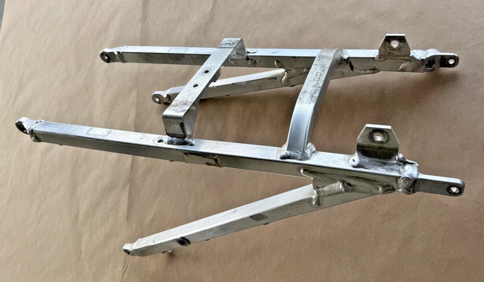 雅马哈 YZ250F 子框架底盘 YZ450F 2014 2015 2016 2017 2019 — 第 2/4 张图片