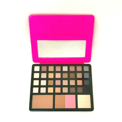 FREEDOM Pro Artist Pad Studio To Go - Lidschatten Rouge Bronzer Gesichtspalette XMAS!