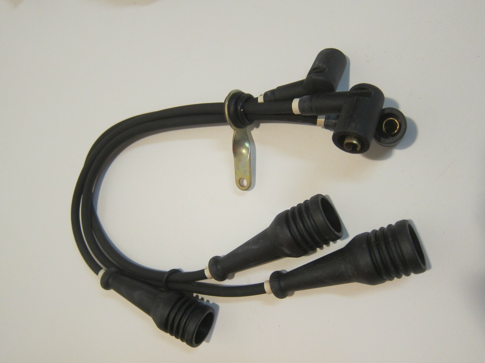 Maserati Biturbo ignition wire set NOS OEM Cavis 313250220 for two coil cars
