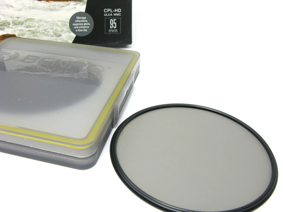 Benro FH100M2B Foundation Holder Kit With 95mm CPL-HD Polariser & Adapters - Image 2 of 4