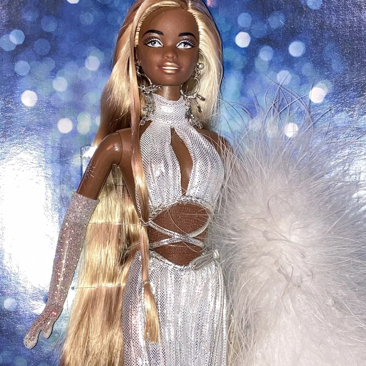 Platinum American Girl Barbie with Full Coiffure in Fashion