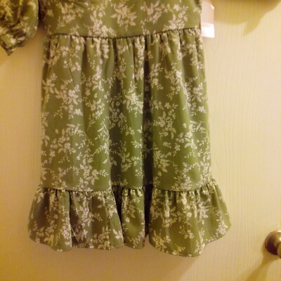 green emerald velvet dress Green Floral Flowy Dress main image 0