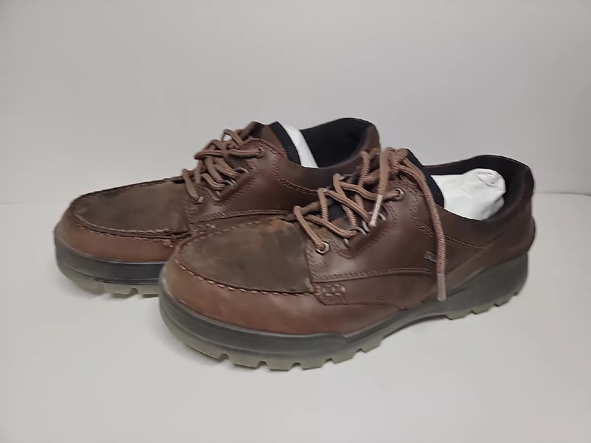 Ecco 2025 boots reading