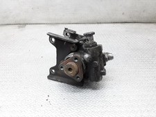 Pompe direction assistée BMW M5