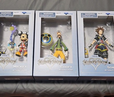 Diamond Select Kingdom Hearts Sora, Mickey Mouse & Goofy Action Figures