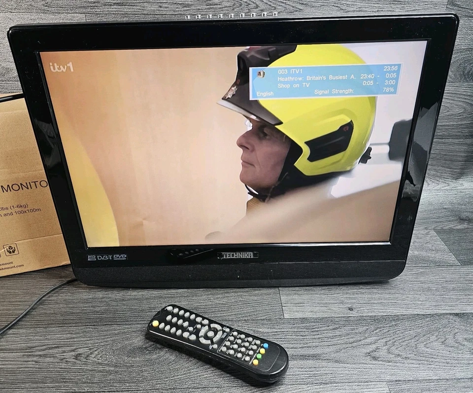 Technika 19” LCD TV/DVD COMBI - Model X19/14B-GB-TCD-UK + Remote & Desk Bracket - Image 4 of 4