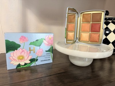 Hourglass Ambient Lighting Edit Unlocked Lotus Flower Palette Highlighter Blush