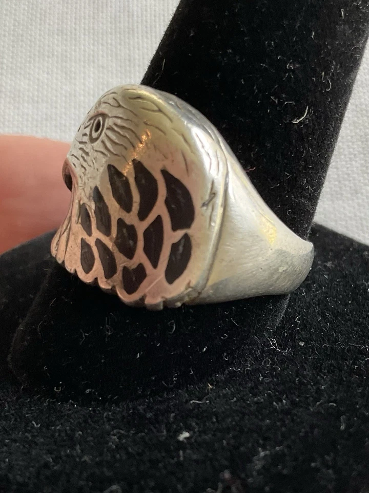 Anillo Wheeler de plata esterlina con incrustación de hematita negra azabache cabeza de águila 11 de colección Foto 2 de 4
