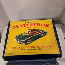 VINTAGE 1968 "Matchbox" Series Deluxe Collector  s Case w/ 28 Cars, Holds 72 Cars