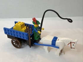 Lego Castle Forestmen Set #1680 - Hay Cart With Smugglers - 100% Complete - RARE