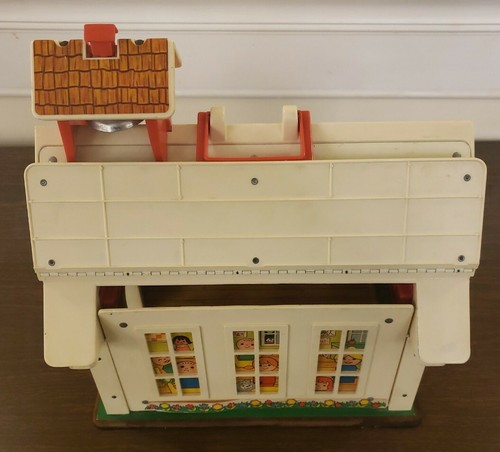 Vintage 1971 FP Fisher Price Little People School House 923 missing some sticker - Picture 3 of 9