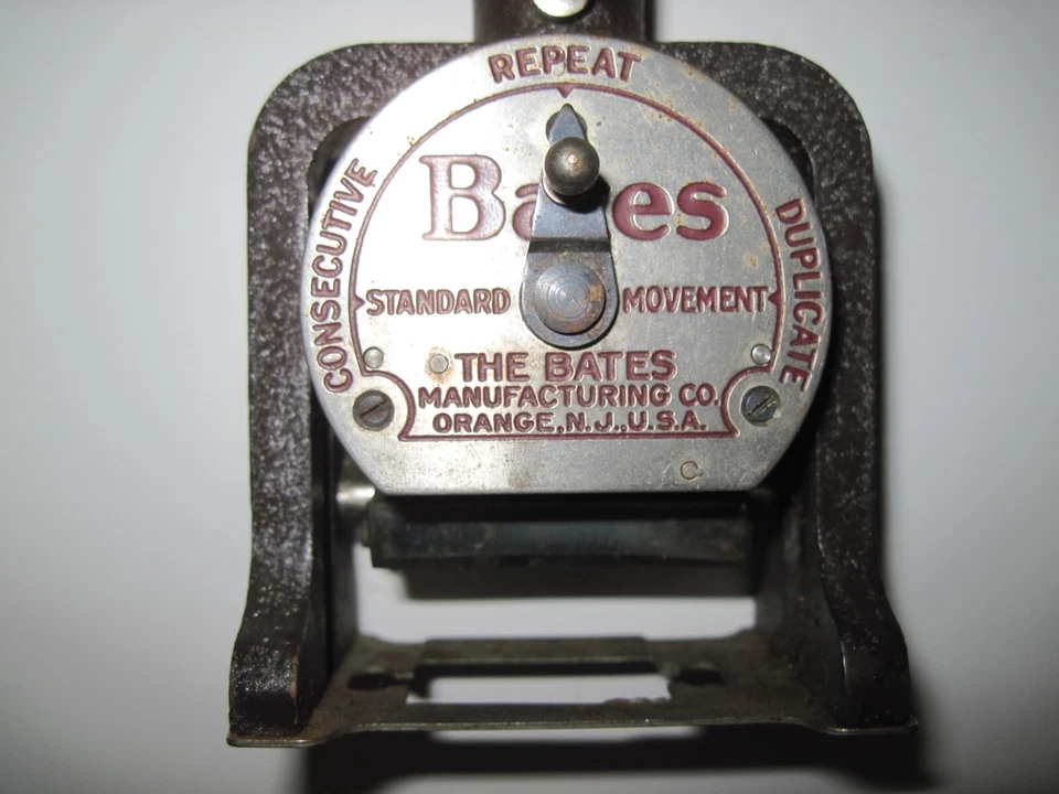 Vintage Bates Numbering Machine 7 wheels, style F - Image 3 of 4
