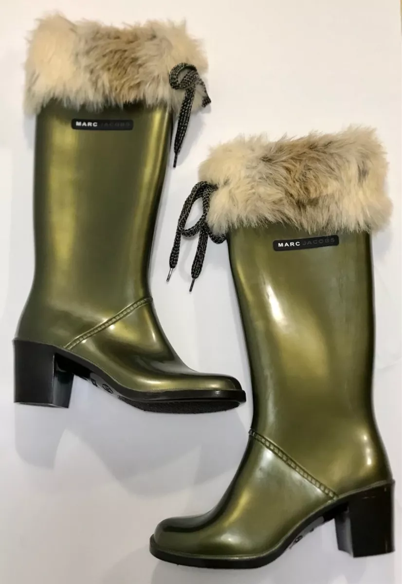 Rubber boots hotsell with fur