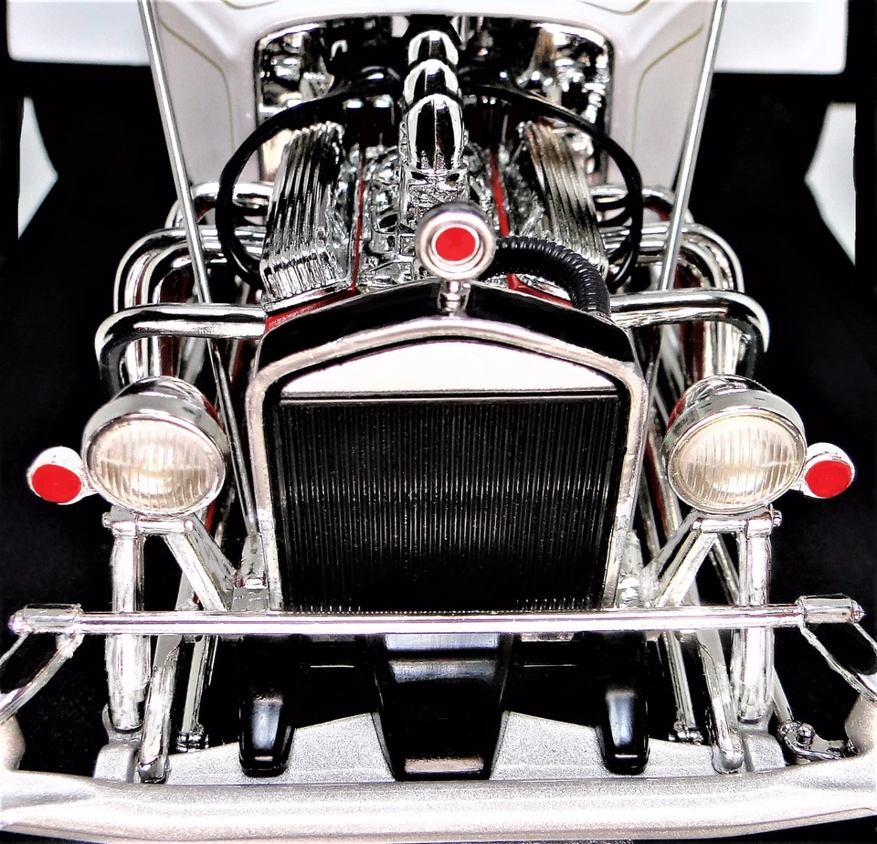 Coche de carreras Hot Rod con motor Chevy Corvette clásico personalizado concepto de promoción 1:18 55 57 Foto 3 de 4