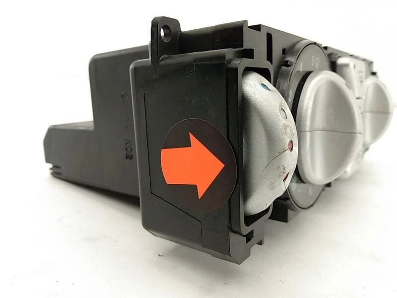 Chrysler Crossfire 2004-2008 calentador de aire acondicionado control de clima temperatura OEM Foto 3 de 4
