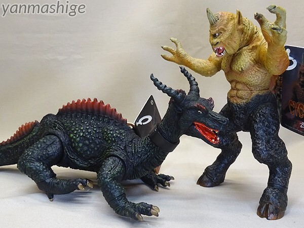 The Seventh Voyage Of Sinbad Cyclops x Dragon X-Plus Figure