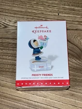 2015 Hallmark Frosty Friends Ornament – Fishbowl Ice Block Scene – #36 in Series