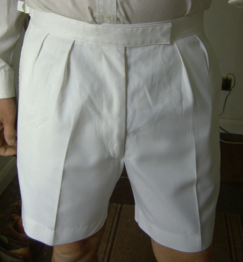 W 32 34 RN British Royal Navy Shorts pleats high waist Brilliant White Summer