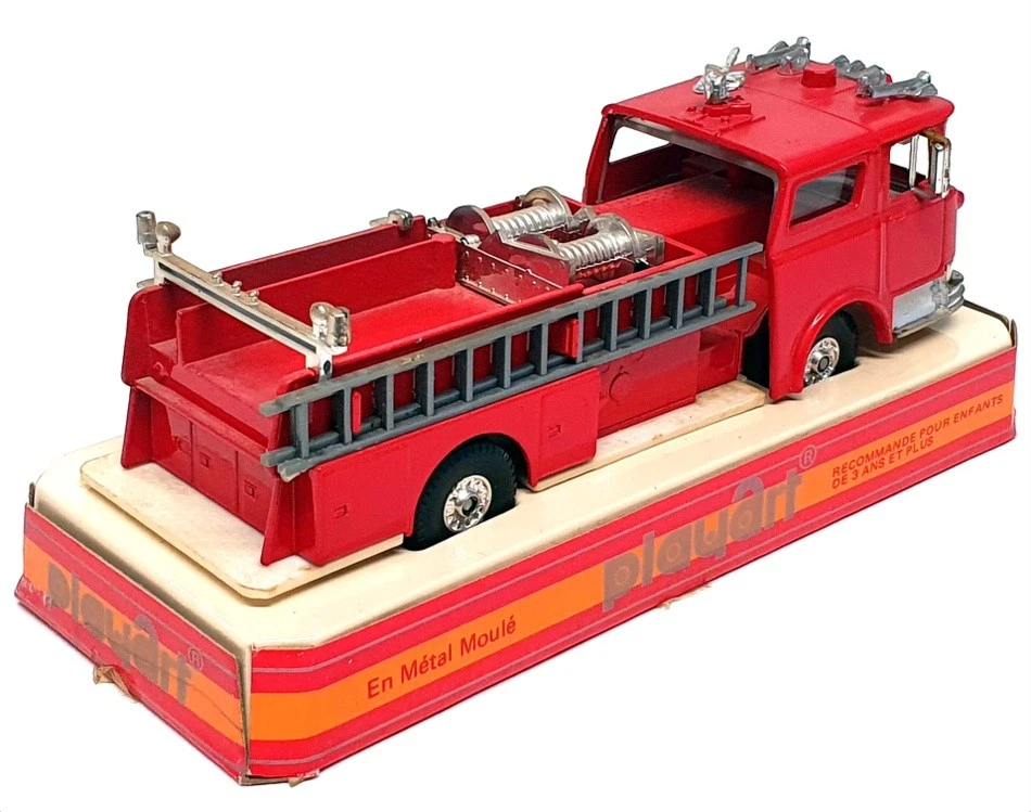 Model Power Playart 24523H - Mack Fire Engine - Vermelho - Imagem 2 de 4