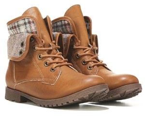 candies hiking boots