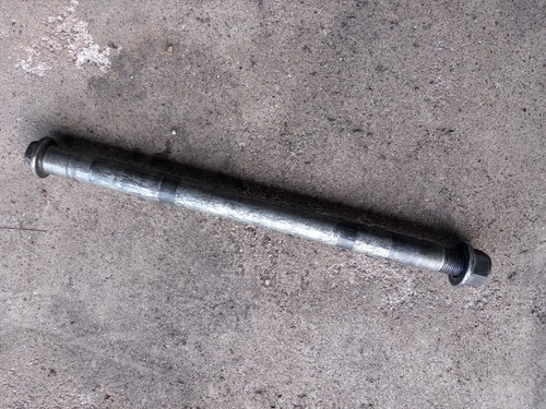 Hinterradachse, Steckachse hinten  Suzuki GSX 1100 F Baujahr 1987 GV72C