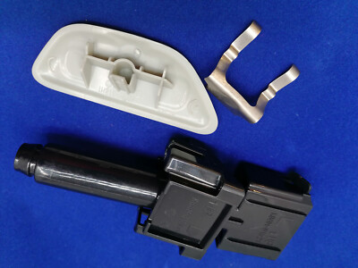 ビート88品 KB8M5182Y FOR MAZDA CX-5 17- LEFT HEADLIGHT WASHER SPRAYER NOZZLE