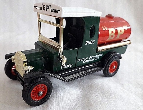 MATCHBOX YESTERYEAR Y-3 1912 MODEL T FORD TANKER VAN DIECAST BP BOXED - Picture 2 of 3