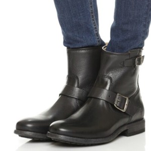 frye tyler boots