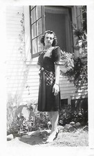 Vintage FOUND PHOTO Woman PORTRAIT bw WW2 Era 1940's Original Snapshot 04 15