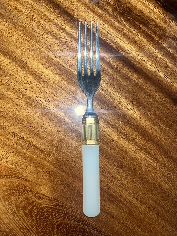 Mikasa Prisma Opaline Flatware 5 Piece Set Excellent Condition 10 Sets Available - Image 4 of 4