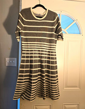 Women’s Gray/White Striped Knit Sweater Dress Crew Neck Short Sleeve Midi M