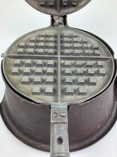 Griswold New American No. 8 976 977 Cast Iron Waffle Maker -  May 1901 Erie PA