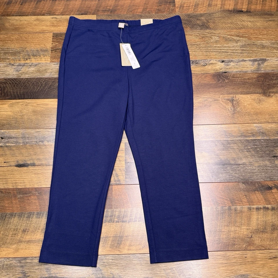 Chicos Fabulosamente Adelgazantes Pantalones Capri 2 Azul Medianoche Corto Básico Nuevo Foto 2 de 4