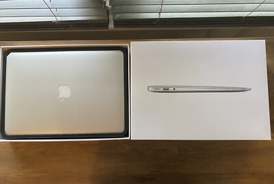Apple MacBook Air (13