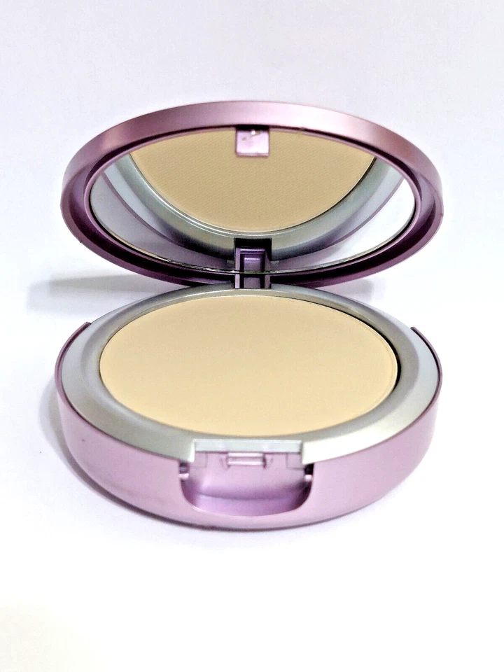 MALLY Poreless Perfection Foundation FAIR NWOB ***BUY 2 GET 1 FREE*** - Image 2 of 4