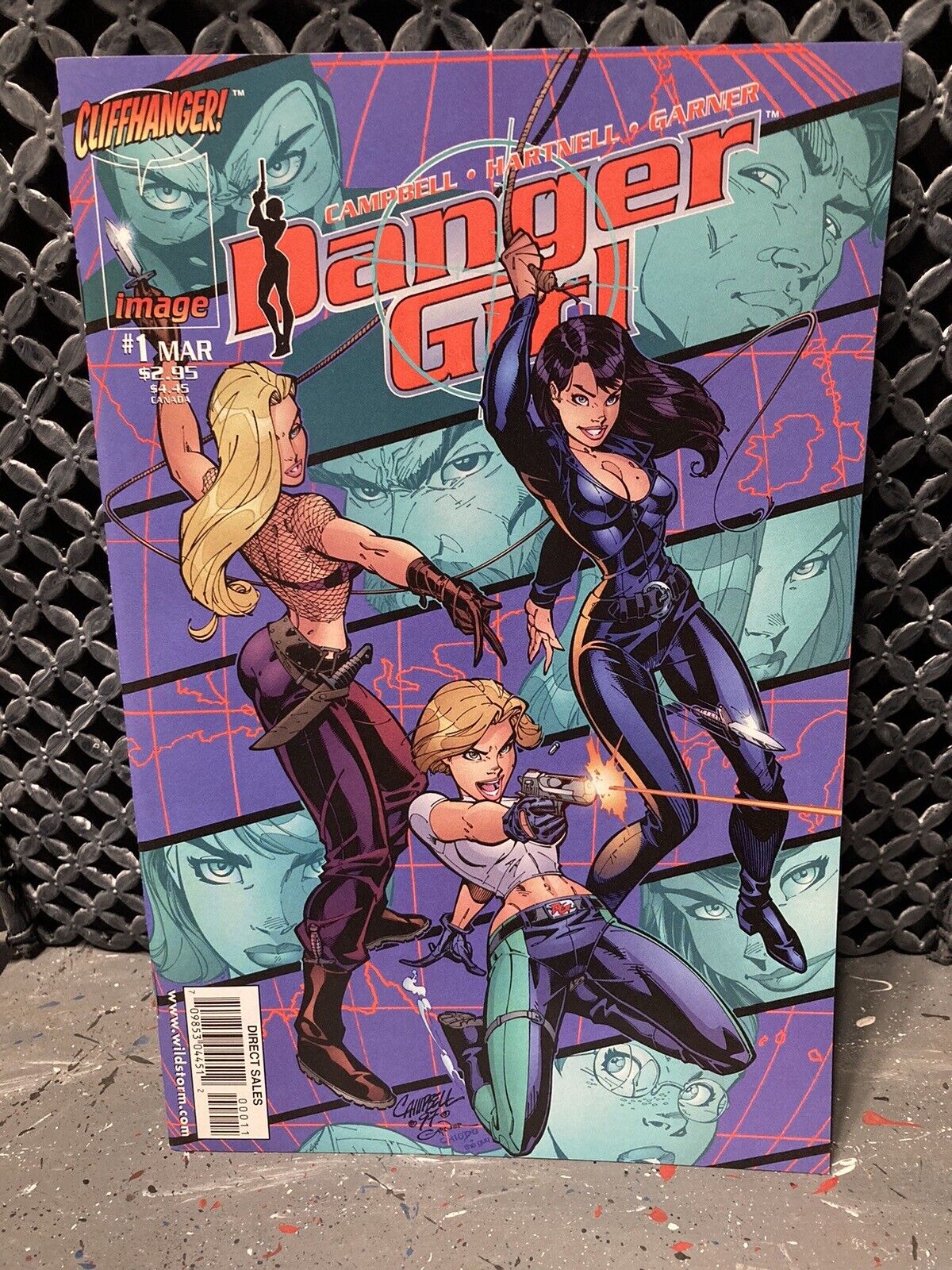 DANGER GIRL #1, 1998 Cliffhanger/Image Comics- J. Scott Campbell Cover VF+