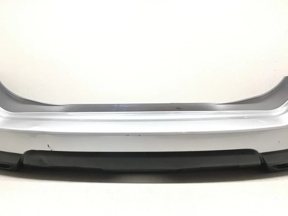 Cubierta parachoques trasero Nissan X Trail 2013 2016 85022-4CE0H Original3 Foto 3 de 4