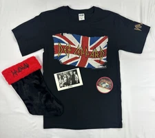 Def Leppard Gift Bundle Union Jack T-Shirt Xmas Stocking Promo Photo Pass